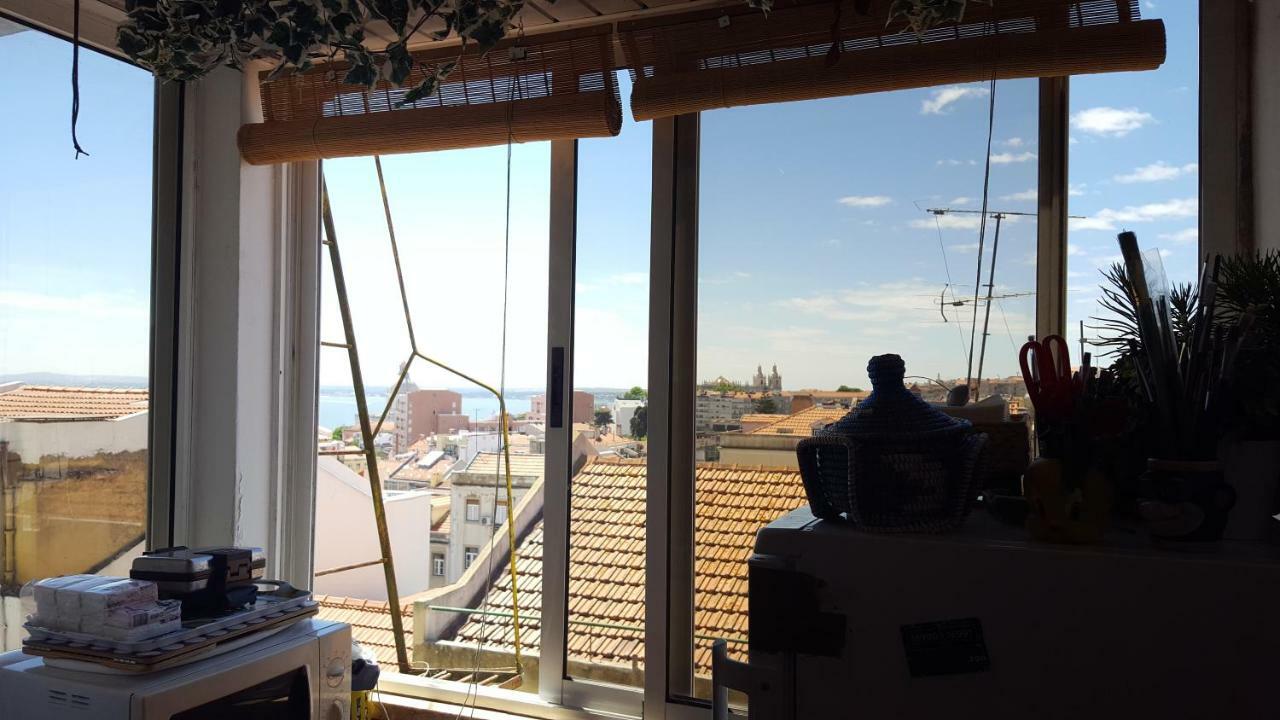 Com Vista O Tejo Lisboa